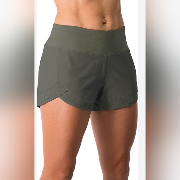 Tough Mode Apparel Women's Short - Picture 1 of 9